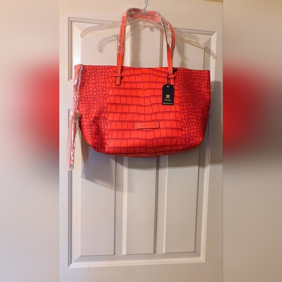 De Vesi De L'Amour Handbags - 🩷💚🩷Red Faux Leather Tote With Wallet - Red (CALL OUTS)